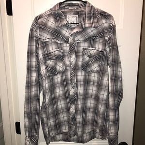 Casual button up shirt